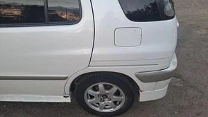 Минивэн Toyota Raum 2000 года, 280000 рублей, Красноярск