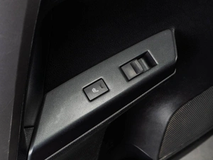 Внедорожник Toyota RAV4 2016 года, 2599000 рублей, Тюмень