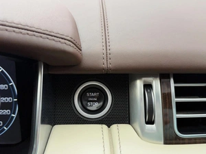 Внедорожник Land Rover Range Rover 2015 года, 5040000 рублей, Орёл