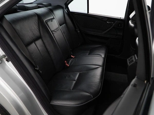 Седан Mercedes-benz E-класс 2000 года, 1693055 рублей, Москва