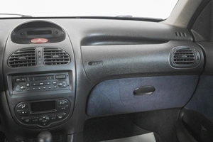 Хетчбэк Peugeot 206 2003 года, 249000 рублей, Кемерово