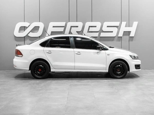 Седан Volkswagen Polo 2015 года, 699000 рублей, Тюмень