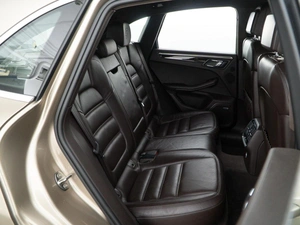 Внедорожник Porsche Macan Turbo 2014 года, 2877077 рублей, Москва