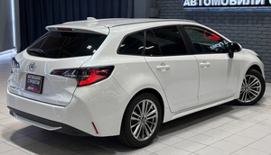 Универсал Toyota Corolla 2021 года, 1697000 рублей, Красноярск