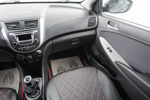 Седан Hyundai Solaris 2014 года, 819000 рублей, Красноярск