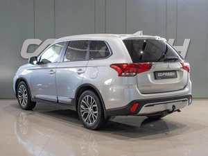Внедорожник Mitsubishi Outlander 2021 года, 2199000 рублей, Петрозаводск