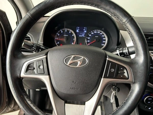 Седан Hyundai Solaris 2016 года, 1050000 рублей, Смоленск