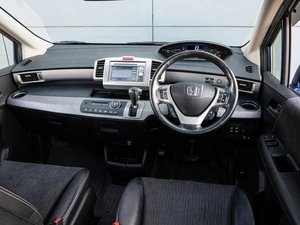 Минивэн Honda Freed 2012 года, 1315000 рублей, Краснодар