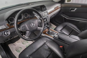 Седан Mercedes-benz E-класс 2011 года, 1769000 рублей, Томск