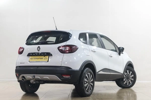 Внедорожник Renault Kaptur 2018 года, 1249000 рублей, Новокузнецк