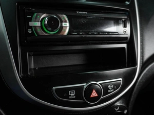 Седан Hyundai Solaris 2013 года, 949000 рублей, Воронеж