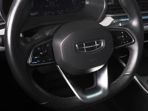 Седан Geely Emgrand 2023 года, 1779000 рублей, Красный Пахарь