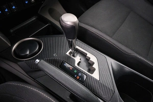 Внедорожник Toyota RAV4 2014 года, 2399000 рублей, Красноярск