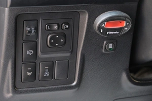 Внедорожник Toyota Land Cruiser Prado 2012 года, 2999000 рублей, Омск