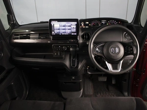 Хетчбэк Honda N-BOX 2017 года, 920000 рублей, Омск