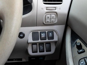 Хетчбэк Nissan Leaf 2011 года, 1000000 рублей, Краснодар