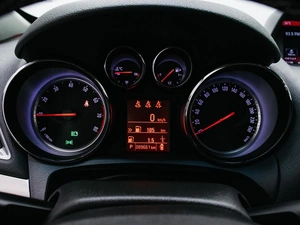 Внедорожник Opel Mokka 2013 года, 1199000 рублей, Красноярск
