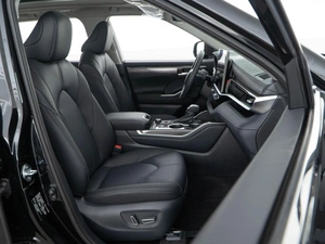 Внедорожник Toyota Highlander 2025 года, 5828888 рублей, Москва