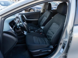 Хетчбэк Kia Ceed 2015 года, 1339000 рублей, Саратов