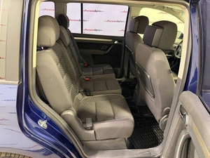 Минивэн Volkswagen Touran 2007 года, 399000 рублей, Красноярск
