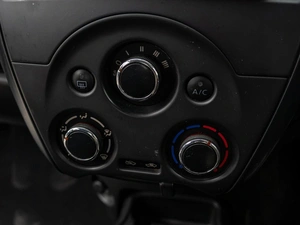 Седан Nissan Latio 2015 года, 960000 рублей, Краснодар