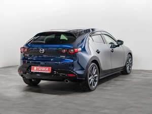Хетчбэк Mazda 3 2022 года, 1750000 рублей, Красноярск