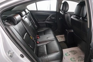 Седан Toyota Avensis 2009 года, 1269000 рублей, Красноярск