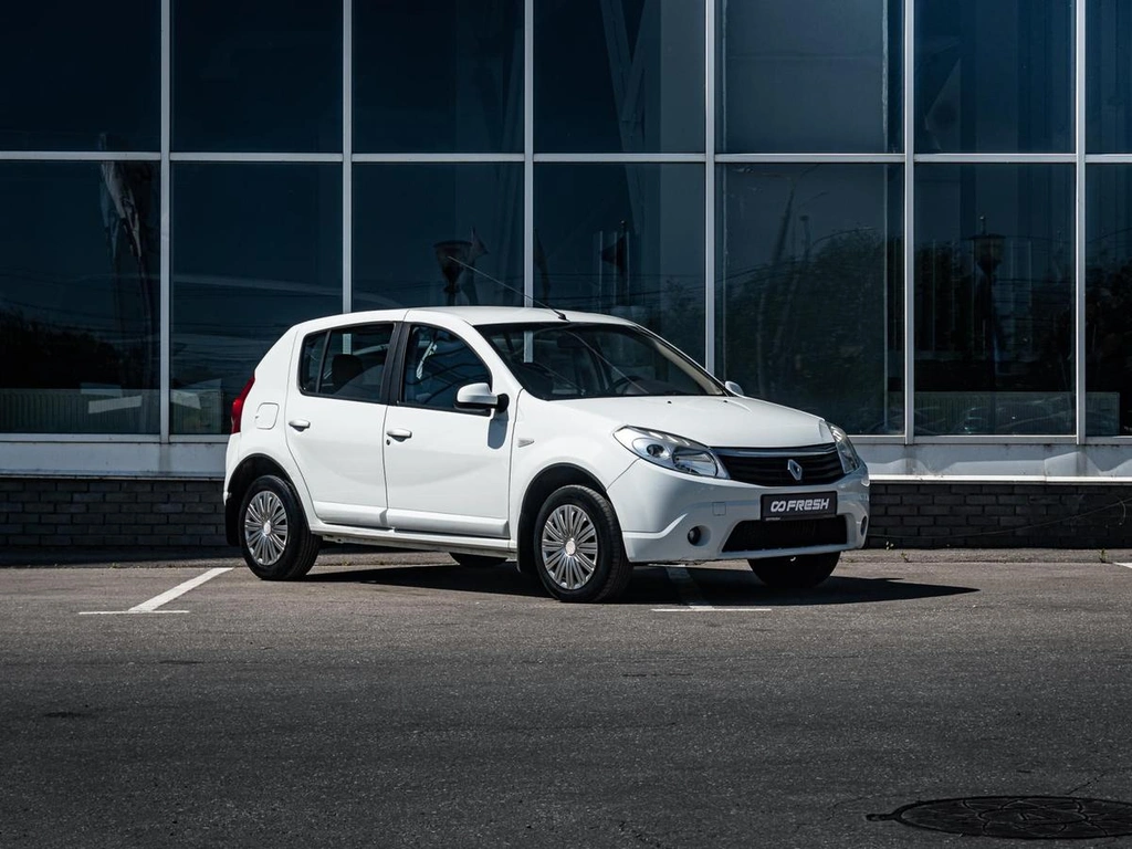 Хетчбэк Renault Sandero 2013 года, 665000 рублей, Нижний Новгород
