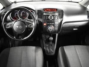 Минивэн Kia Venga 2013 года, 799900 рублей, Казань