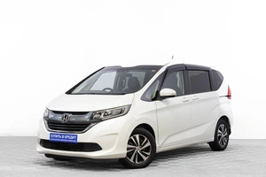 Минивэн Honda Freed 2018 года, 1849000 рублей, Барнаул