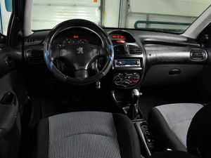 Хетчбэк Peugeot 206 2004 года, 249000 рублей, Воронеж