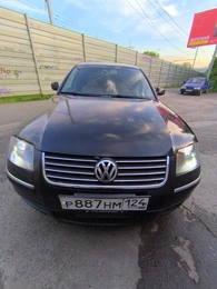Седан Volkswagen Passat 2003 года, 299000 рублей, Красноярск