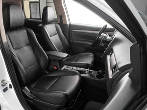 Внедорожник Mitsubishi Outlander 2013 года, 1643000 рублей, Тюмень
