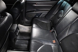 Седан Toyota Camry 2018 года, 2799000 рублей, Сургут