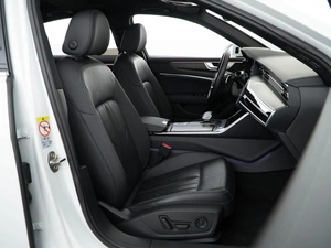 Седан Audi A6 2021 года, 5497077 рублей, Москва