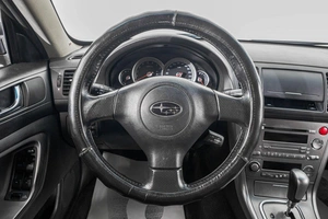 Седан Subaru Legacy 2005 года, 729000 рублей, Барнаул