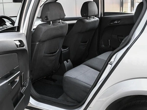 Седан Opel Astra 2008 года, 639000 рублей, Кирилловка