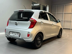 Хетчбэк Kia Picanto 2011 года, 797000 рублей, Красноярск
