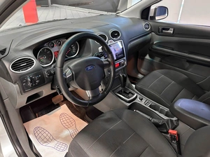 Хетчбэк Ford Focus 2010 года, 667000 рублей, Красноярск