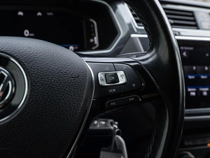 Внедорожник Volkswagen Tiguan 2020 года, 2670000 рублей, Волгоград