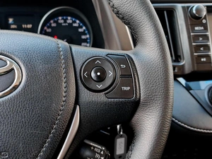Внедорожник Toyota RAV4 2016 года, 2190000 рублей, Краснодар