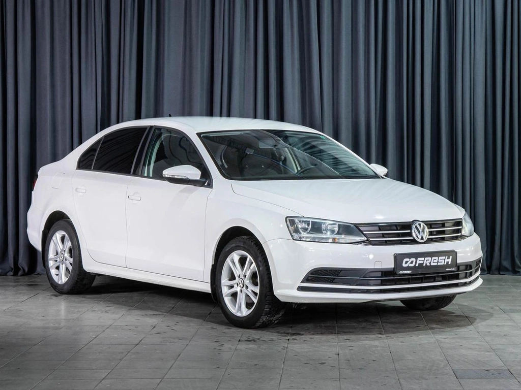 Седан Volkswagen Jetta 2015 года, 1280000 рублей, Волгоград