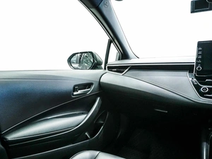 Хетчбэк Toyota Corolla 2021 года, 2050000 рублей, Красноярск