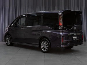 Минивэн Honda Stepwgn Spada 2016 года, 2249000 рублей, Тюмень