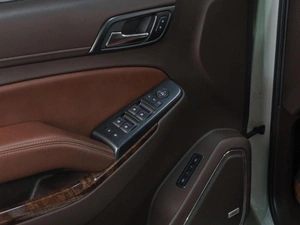 Внедорожник Chevrolet Tahoe 2015 года, 4749000 рублей, Сургут