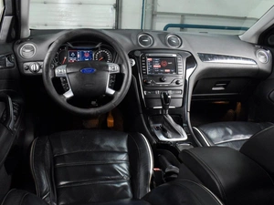 Седан Ford Mondeo 2011 года, 835000 рублей, Воронеж