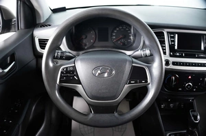 Седан Hyundai Solaris 2019 года, 1239000 рублей, Пермь