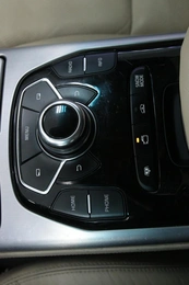 Седан Kia Quoris 2013 года, 1753000 рублей, Солонцы