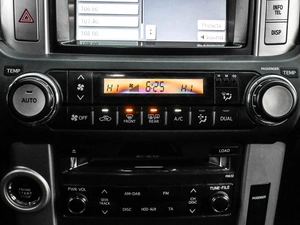 Внедорожник Toyota Land Cruiser Prado 2011 года, 2699000 рублей, Кирилловка