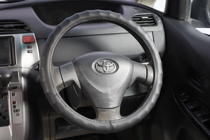Хетчбэк Toyota Ractis 2005 года, 499000 рублей, Новосибирск